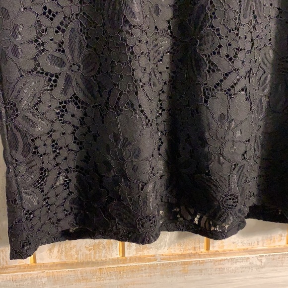 🖤LOFT Black Floral Lace Cut Out Back Dress🖤 - Picture 5 of 8